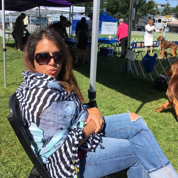 Meet your Posher, Maria - Picture 2 of 3